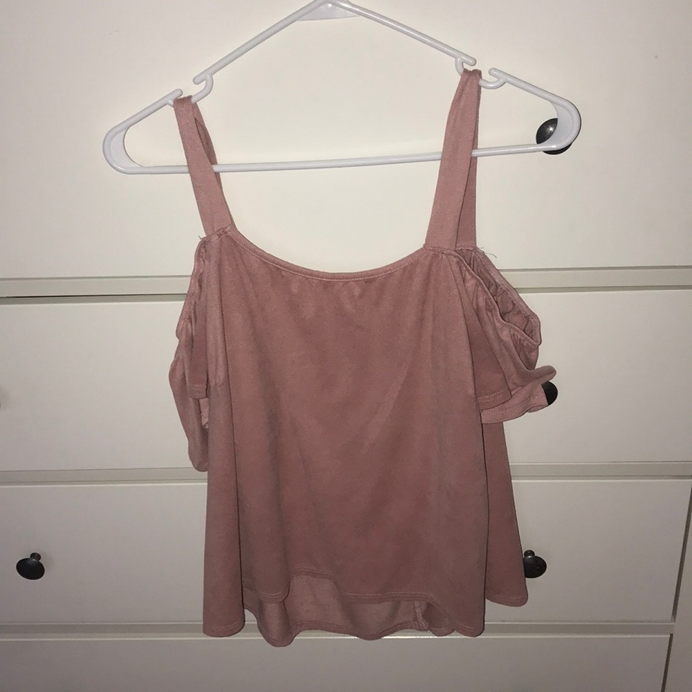 Off the shoulder swade shirt